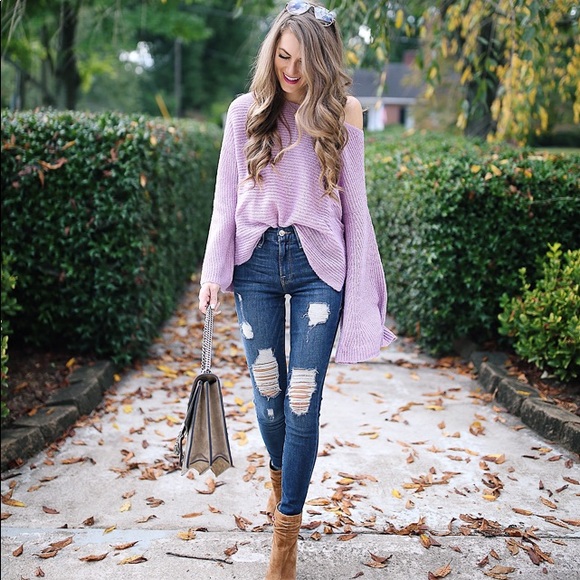 ✨HP✨ BP Lilac Wide Sleeve Sweater - Picture 2 of 8